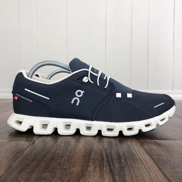 On Running Cloud 5 Running Sneaker Shoe Lightweight Size 10 Blue Midnight White - Picture 1 of 15
